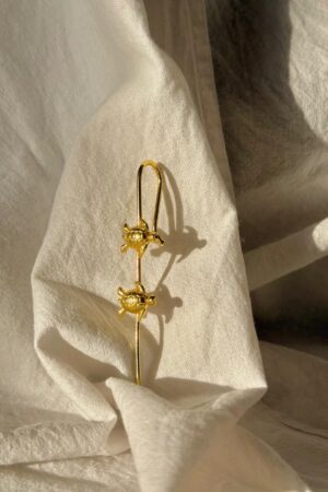 Tortoise Gold Earcuff