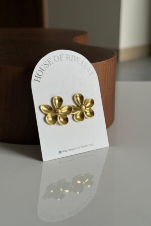 Gia Flower Earrings