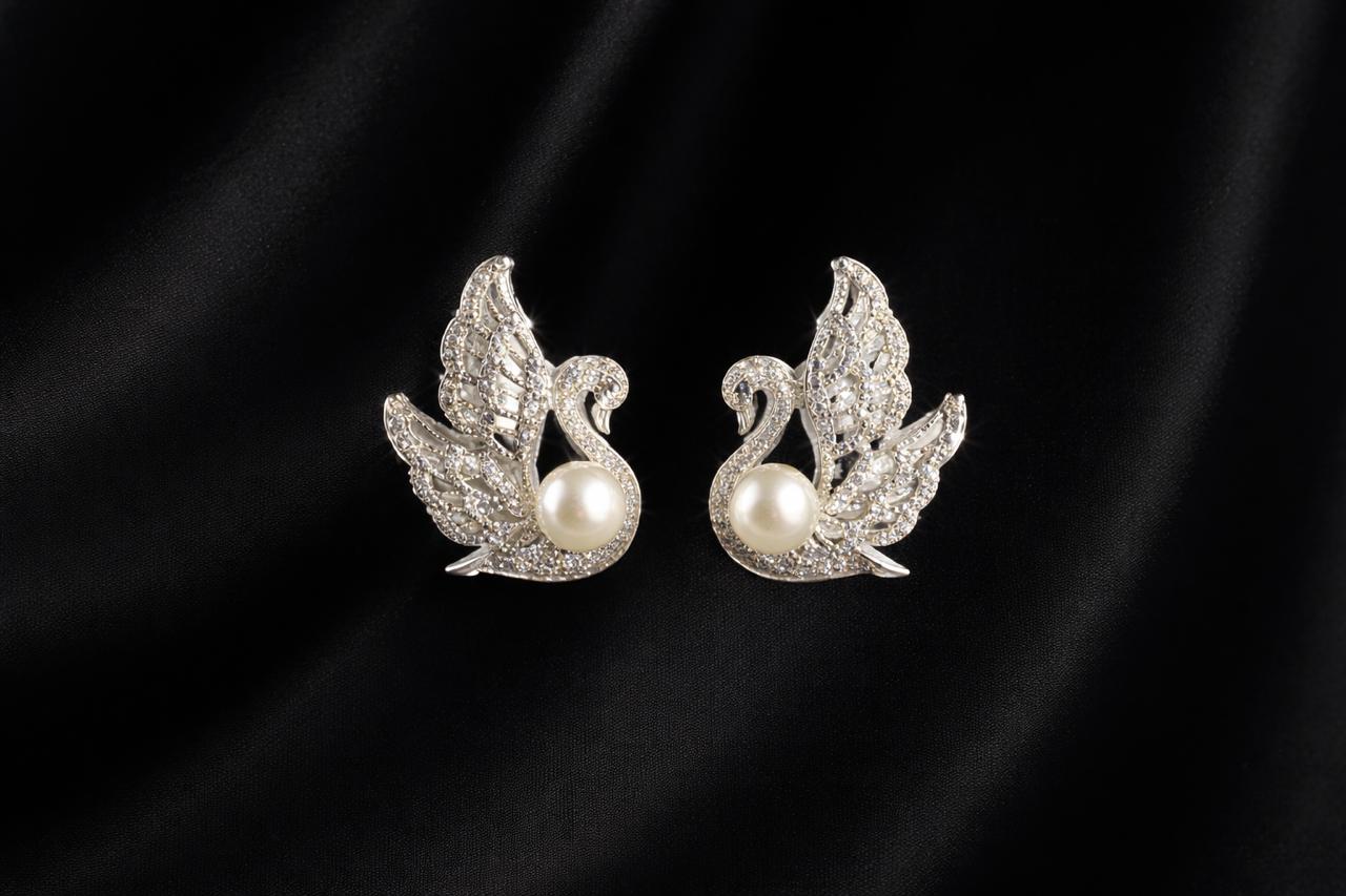 Swan Pearl Earring - Image 2
