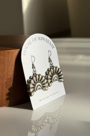 Silver earrings (oxidized) - Laila